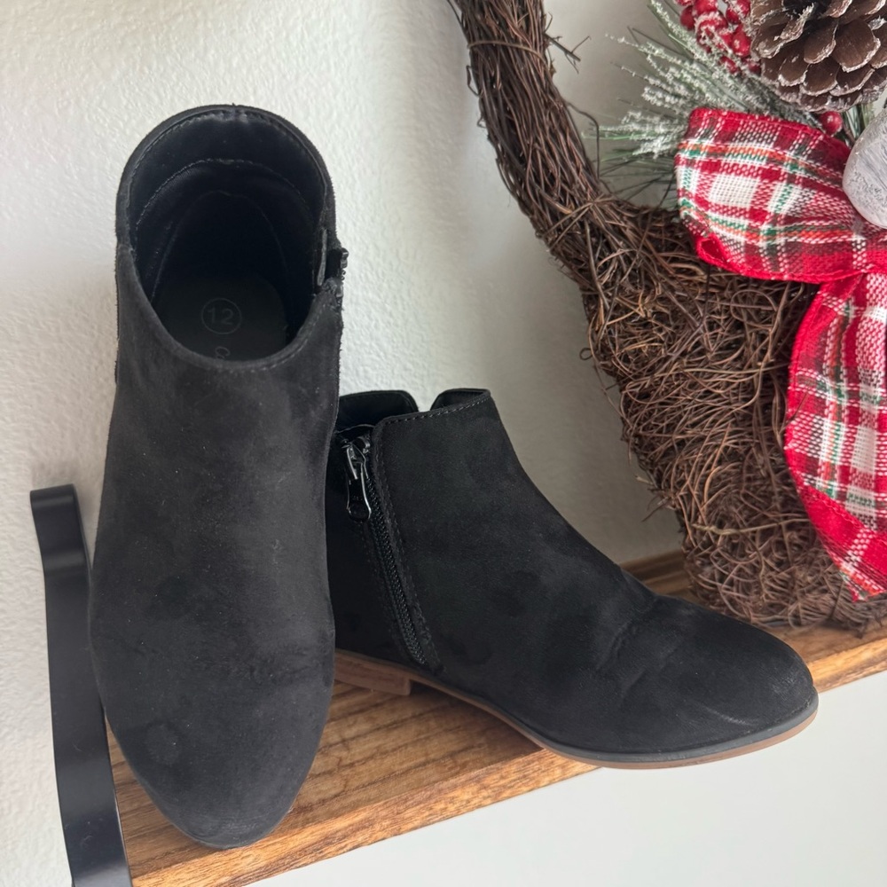 Cat & Jack Black Ankle Booties